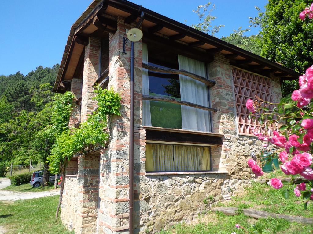 Fattoria Di Pietrabuona Apartment Pescia Exterior photo